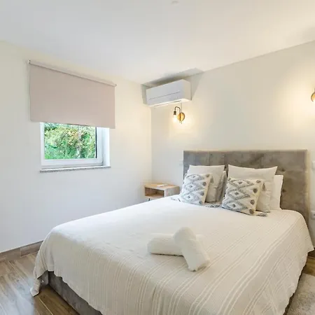 Βίλα Chalet Villas Geres Geres