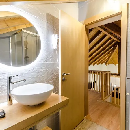 Chalet Villas Geres 빌라 *