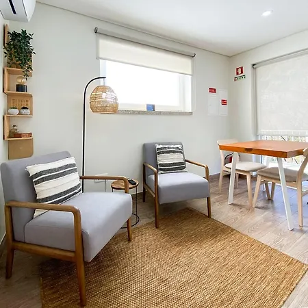 Chalet Villas Geres 제어스