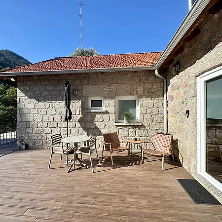 Chalet Villas Geres * Geres