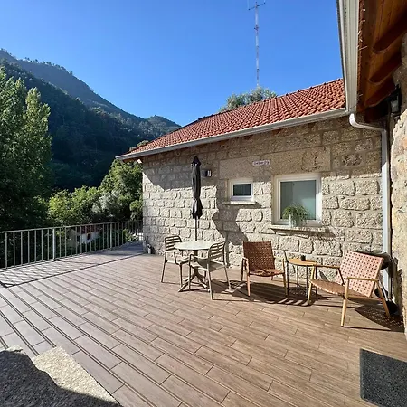 Chalet Villas Geres * Geres