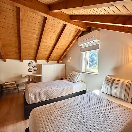 Chalet Villas Geres