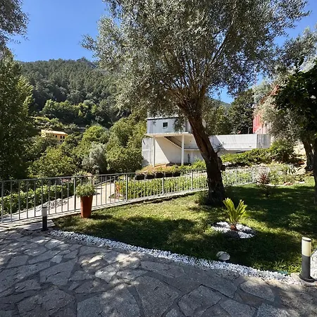 Chalet Villas Geres * Geres
