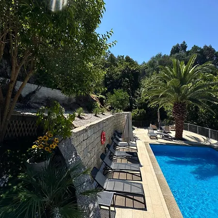 Villa Chalet Villas Geres Geres