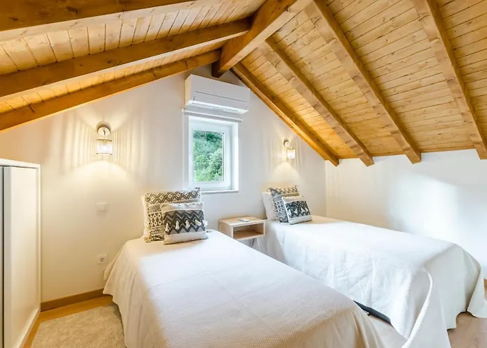 Chalet Villas Geres Villa