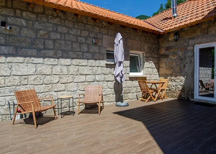 Chalet Villas Geres Villa *